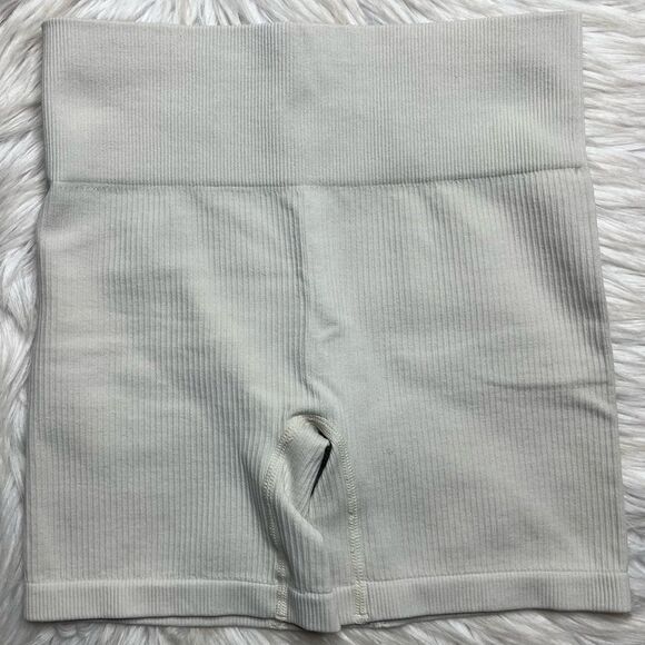 Pants - Ribbed Athletic Pull On Midi Shorts White Size Small